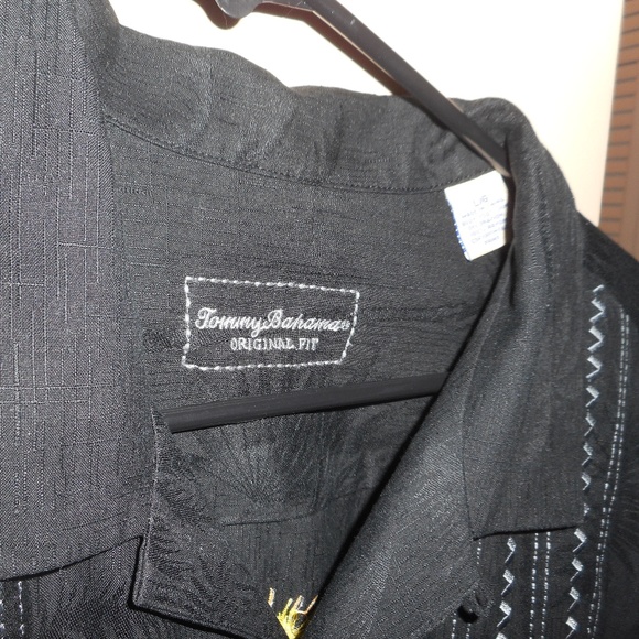 Tommy Bahama "The Winning Catch" Silk Shirt Large - Picture 3 of 6